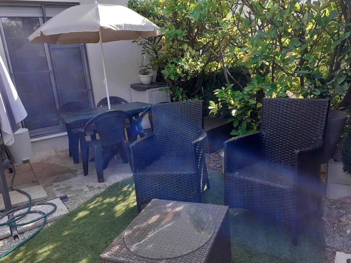 T2 Bord De Mer Avec Jardin Et Piscine Saint Aygulf Zewnętrze zdjęcie